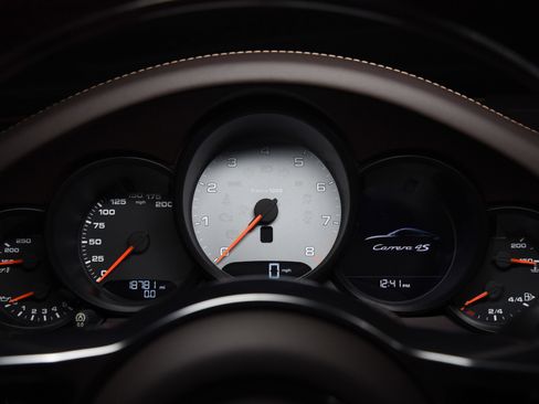 Used 2017 Porsche 911 Carrera 4S image 22