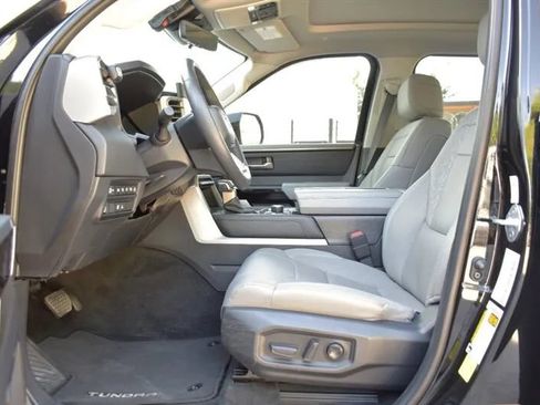 Used 2024 Toyota Tundra Limited AWD/4WD image 10
