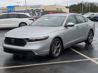 Used 2023 Honda Accord EX video 1