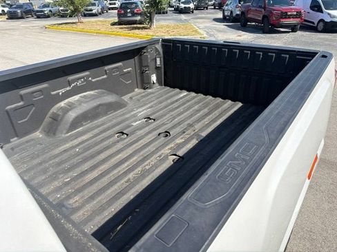 Used 2022 GMC Sierra 2500 Denali AWD/4WD image 6