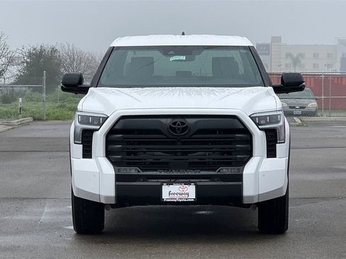 New 2026 Toyota Tundra Limited image 9