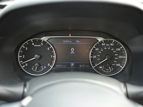 Used 2024 Nissan Altima 2.5 SR AWD/4WD image 23