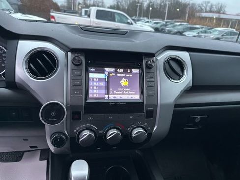 Used 2015 Toyota Tundra SR5 image 15