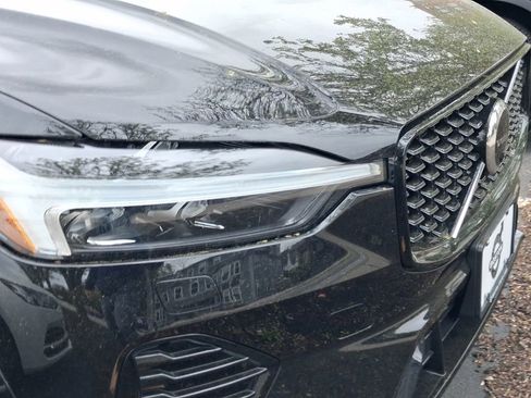 Certified 2024 Volvo XC60 B5 Ultimate w/ Climate Package AWD/4WD image 7