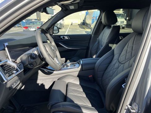 New 2026 BMW X5 xDrive40i w/ Premium Package image 11