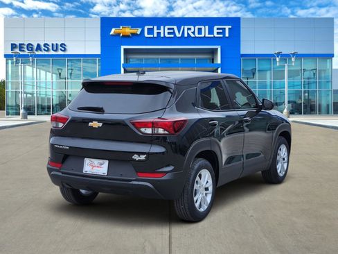 New 2026 Chevrolet TrailBlazer LS FWD image 5
