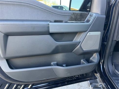 Used 2022 Ford F150 Lariat image 24
