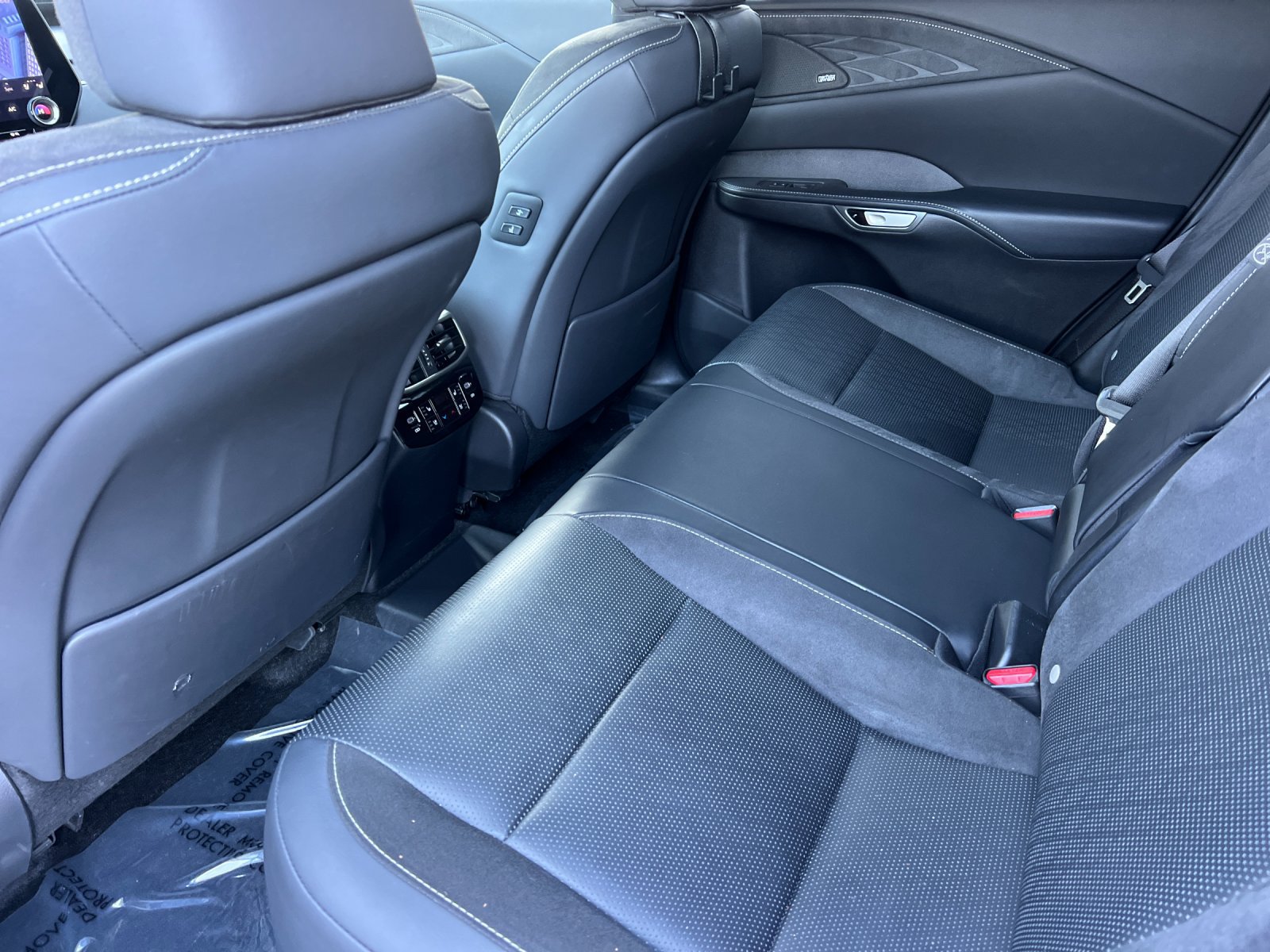 Used 2024 Lexus RX 450h AWD w/ Convenience Package image 11