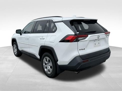 Used 2021 Toyota RAV4 LE w/ Carpet Mat Package (TMS) FWD image 25