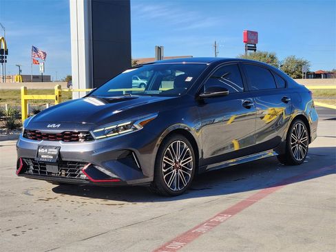 Certified 2023 Kia Forte GT image 3