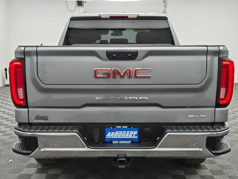 Used 2024 GMC Sierra 1500 SLT image 9