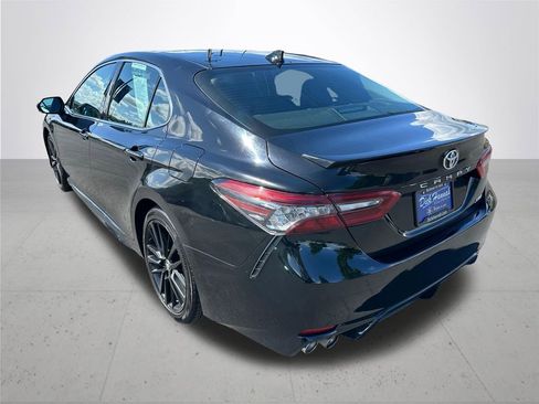 Used 2023 Toyota Camry XSE FWD image 9