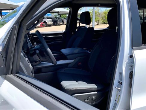 Used 2026 RAM 1500 Big Horn AWD/4WD image 8