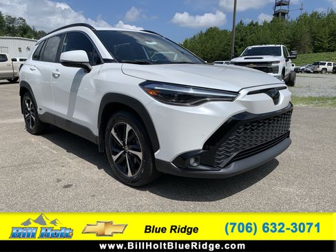 Used 2024 Toyota Corolla Cross AWD Hybrid w/ Convenience Package image 10
