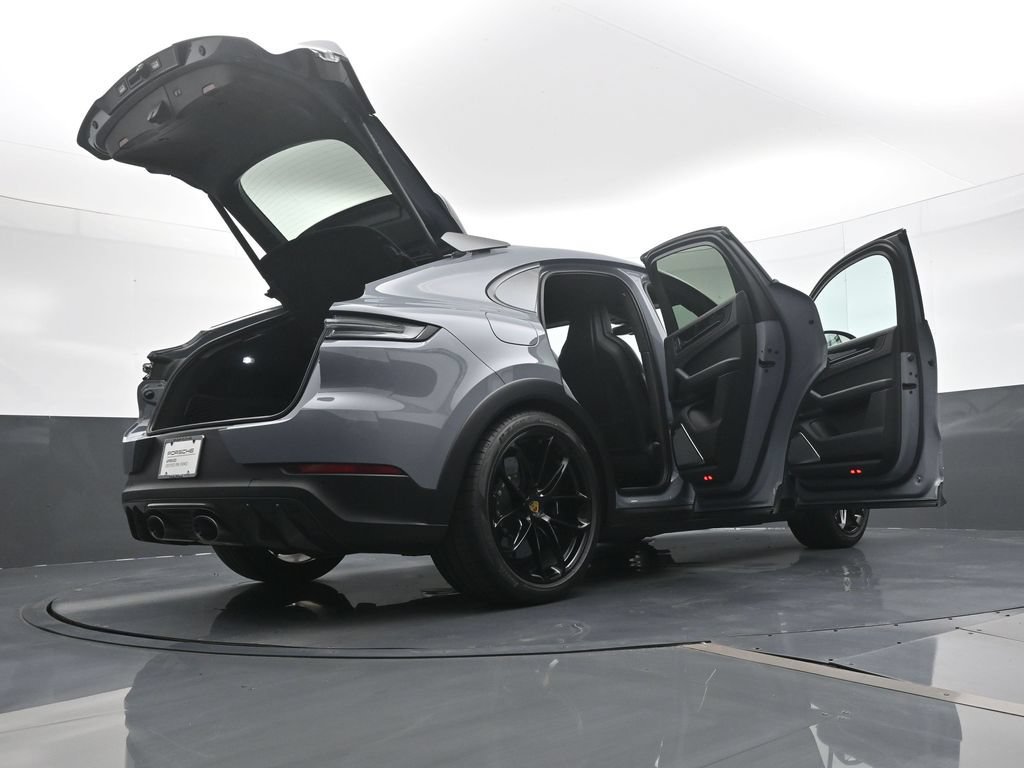 Certified 2024 Porsche Cayenne Turbo GT AWD/4WD image 25
