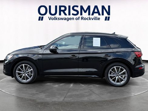 Used 2023 Audi Q5 e Premium Plus w/ Premium Plus Package AWD/4WD image 3