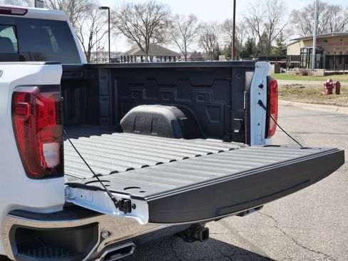 New 2026 GMC Sierra 1500 SLE AWD/4WD image 29