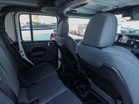 New 2026 Jeep Gladiator Rubicon image 16