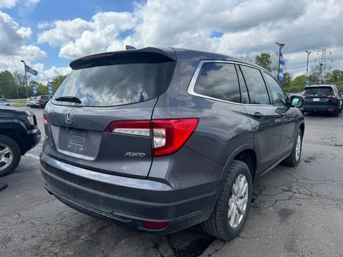 Used 2019 Honda Pilot LX image 2