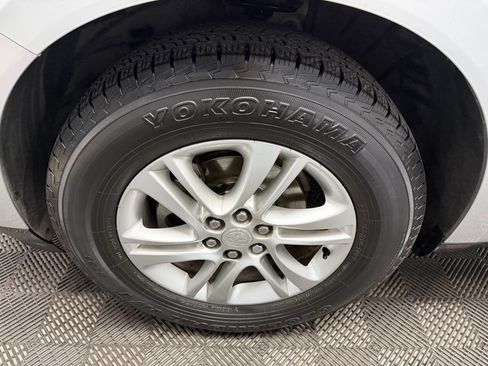 Used 2018 Buick Enclave Essence FWD image 21
