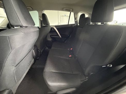 Used 2017 Toyota RAV4 LE w/ Carpet Mat Package AWD/4WD image 20