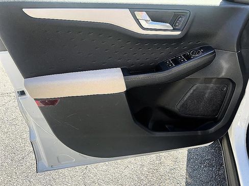 Used 2020 Ford Escape SE AWD/4WD image 5