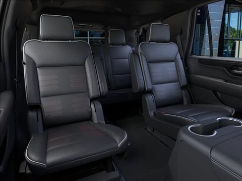 New 2026 GMC Yukon AT4 Ultimate w/ LPO, Floor Liner Package AWD/4WD image 17