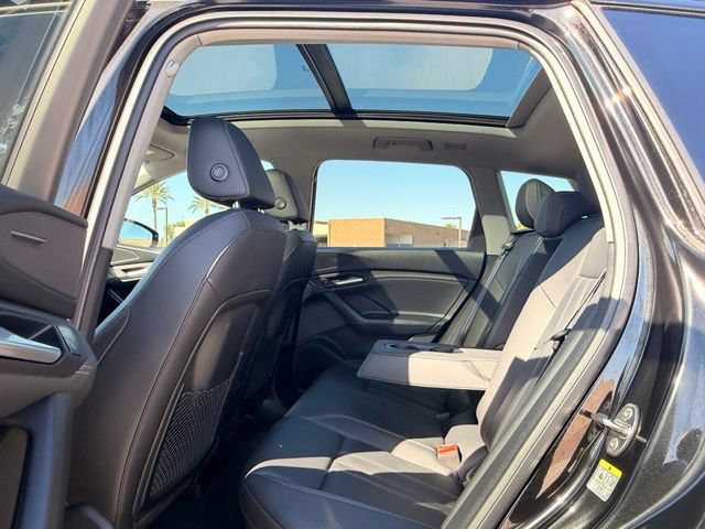 Used 2025 Audi Q6 e-tron Premium w/ Convenience Package AWD/4WD image 46
