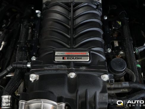 Used 2021 Ford Mustang GT w/ GT Performance Package RWD image 11