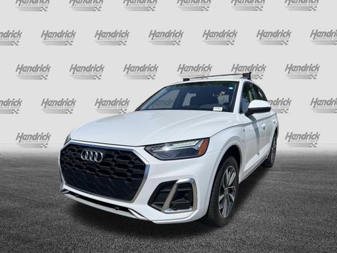 Used 2023 Audi Q5 2.0T Premium Plus w/ Premium Plus Package AWD/4WD image 6