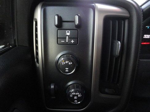 Used 2019 GMC Sierra 3500 Denali w/ Duramax Plus Package image 17