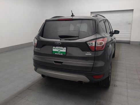 Used 2018 Ford Escape SE w/ SE Sync 3 Package FWD image 7