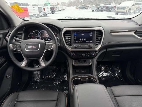 Used 2023 GMC Acadia AT4 w/ Technology Package image 16