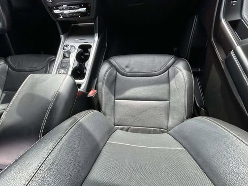 Used 2020 Ford Explorer ST w/ Premium Technology Package image 15