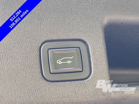 Used 2018 Chevrolet Equinox LT FWD image 19