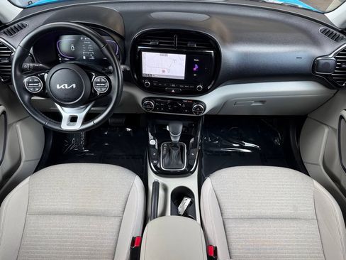 Used 2023 Kia Soul EX FWD image 26