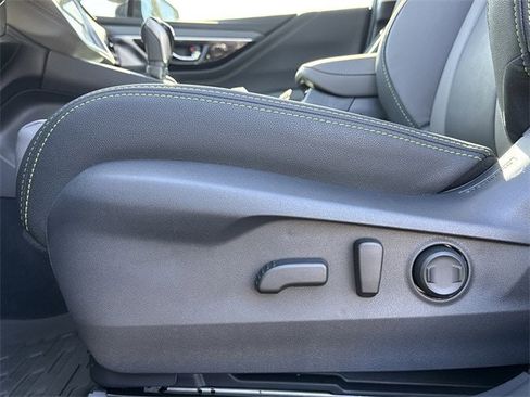 Certified 2025 Subaru Outback Onyx Edition w/ Popular Package #2 image 25