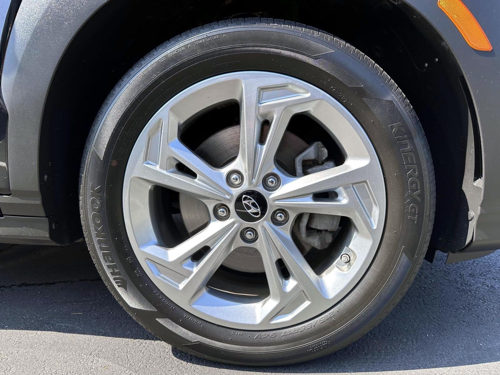 Used 2023 Hyundai Kona SEL AWD/4WD image 6