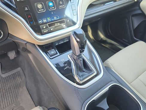 Used 2023 Subaru Outback Limited image 29