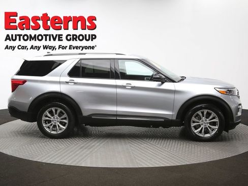 Used 2023 Ford Explorer Limited w/ Equipment Group 301A image 44