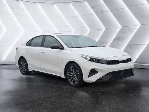 Used 2024 Kia Forte GT-Line w/ GT-Line Premium Package image 1