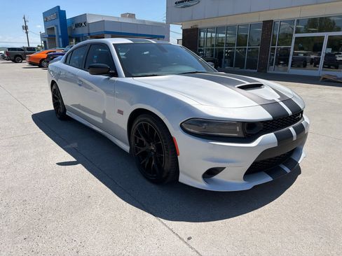 Used 2023 Dodge Charger Scat Pack w/ Plus Group RWD image 4