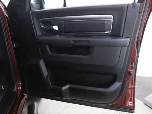 Used 2022 RAM 1500 Classic Warlock w/ Electronics Group image 9