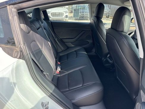 Used 2022 Tesla Model 3 Long Range image 8