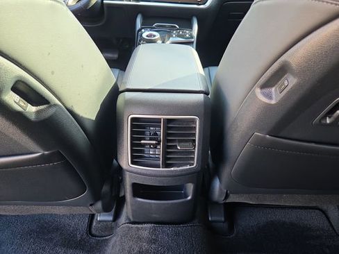 Used 2024 Kia Sportage SX Prestige image 12