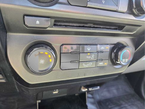 Used 2016 Ford F150 XL w/ Equipment Group 101A Mid RWD image 23