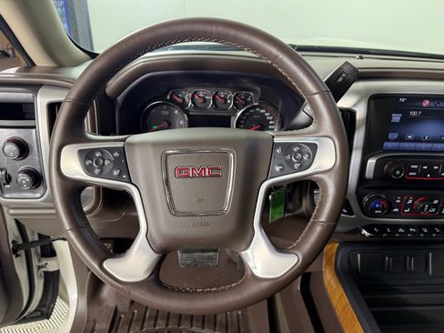Used 2015 GMC Sierra 1500 SLT w/ SLT Crew Cab Value Package image 16