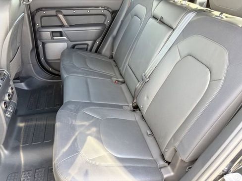 Used 2024 Land Rover Defender 110 X-Dynamic SE AWD/4WD image 27