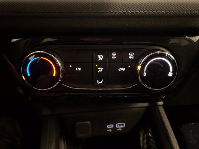 Certified 2025 Chevrolet TrailBlazer LT AWD/4WD image 19