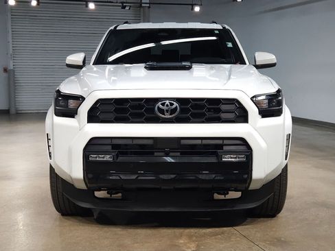 Certified 2025 Toyota 4Runner TRD Sport AWD/4WD image 2